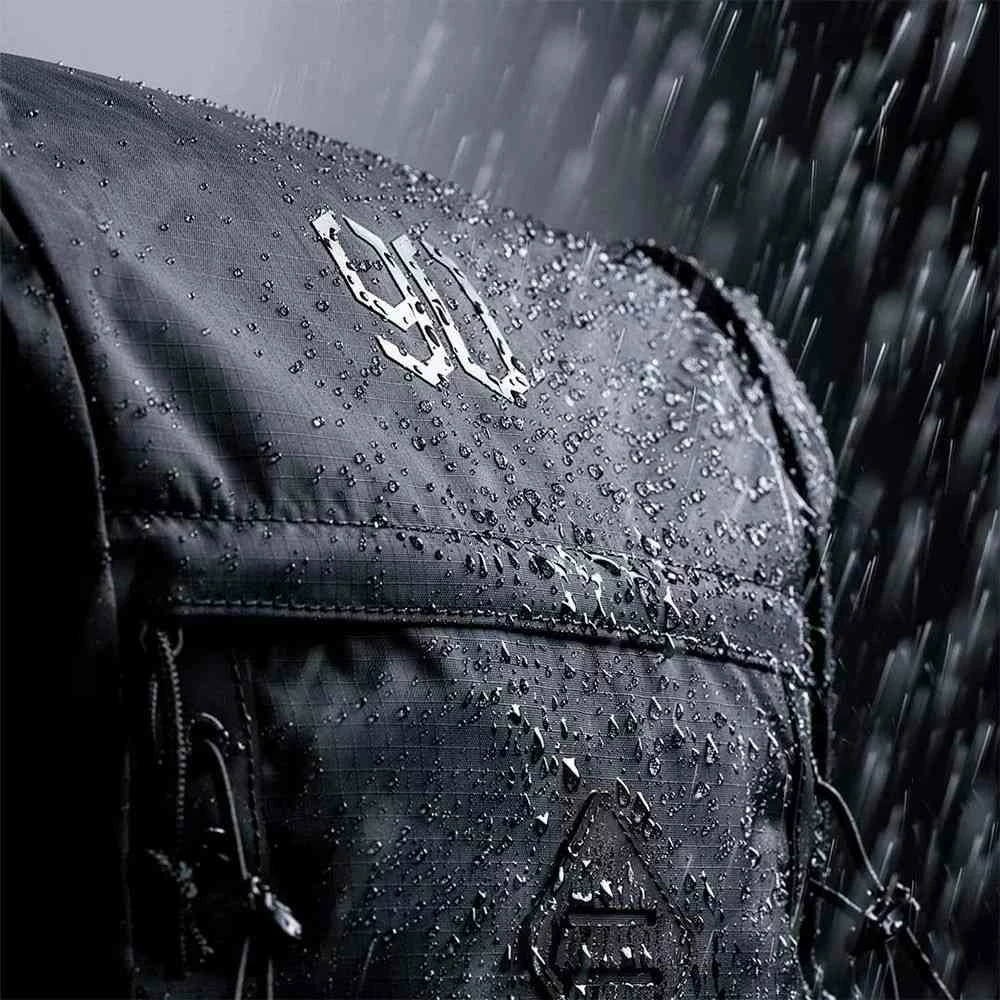 Xiaomi 90 Fen HIKE Hiking Backpack Multifunction Waterproof Outdoor Backpack 25L - Black 4 Xiaomi 90 Fen HIKE Hiking Backpack Multifunction Waterproof Outdoor Backpack 25L - Black - Image 4